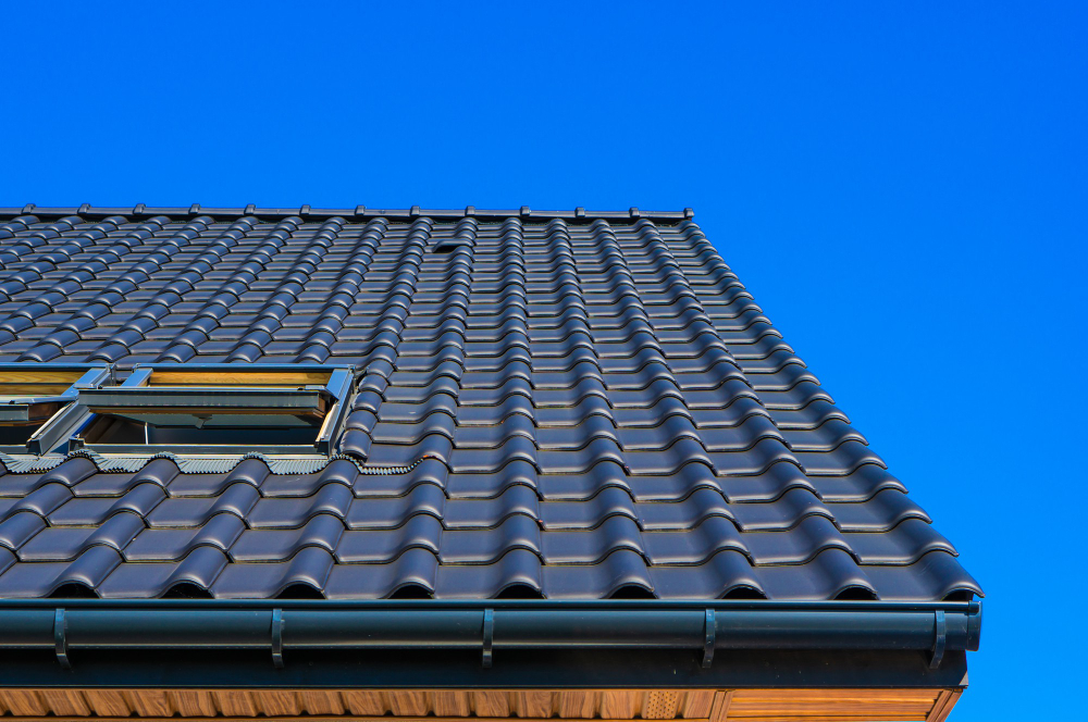 Beyond the Grime: Benefits of Softwash Roofing